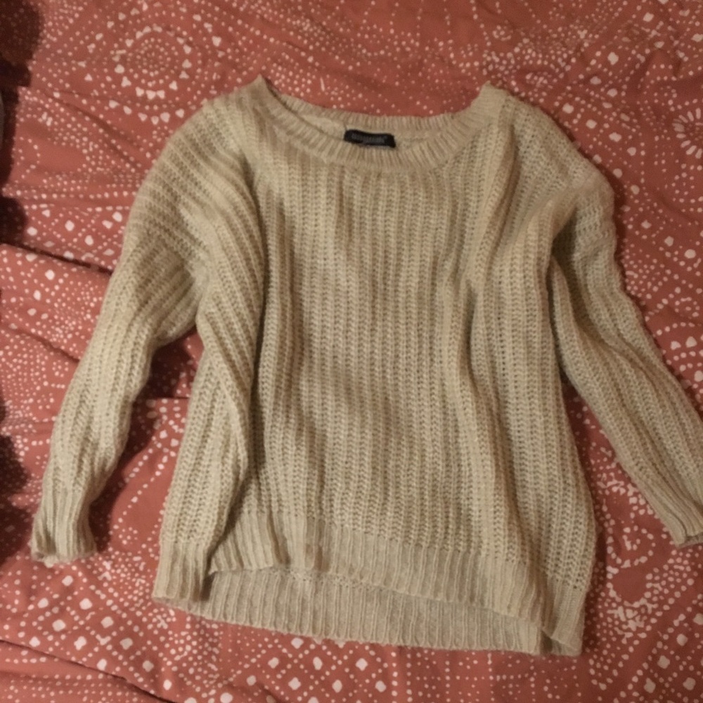 Sweater - Picture 4 of 4